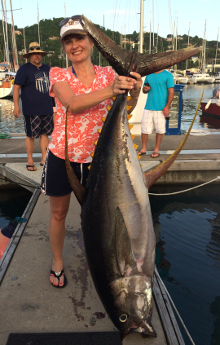 Grenada yellowfin tuna action on Yes Aye